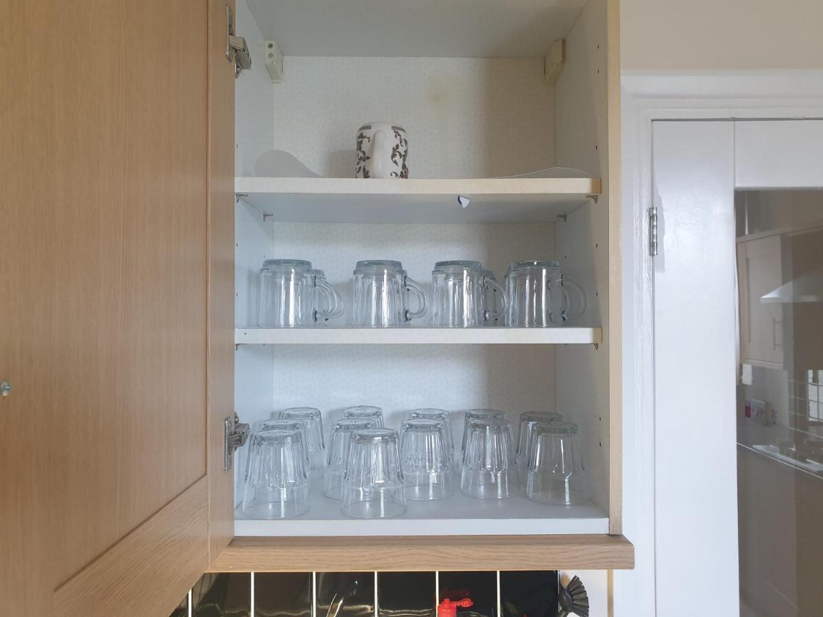London Luxury Apartments 5 Min Walk From Ilford Station, With Free Parking Free Wifi Exteriér fotografie